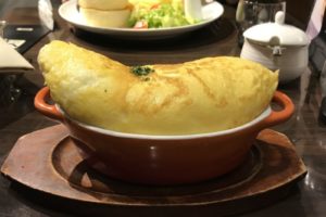 ふわふわのオムライス・サロン卵と私 そごう広島店